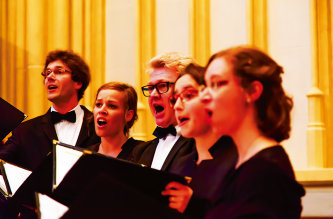 Kammerchor Cantamus unter Leitung von Winfried Müller